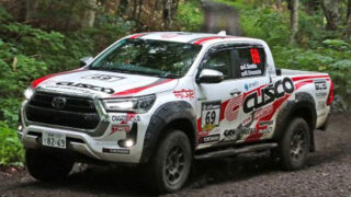 XC-2クラスで優勝した「CUSCO YHジオランダー HILUX」